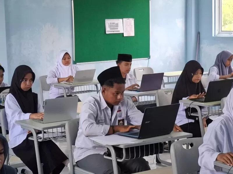 MENJADI TUAN RUMAH OMI 2025, MAN 1 PASANGKAYU IKUTKAN 18 PESERTA